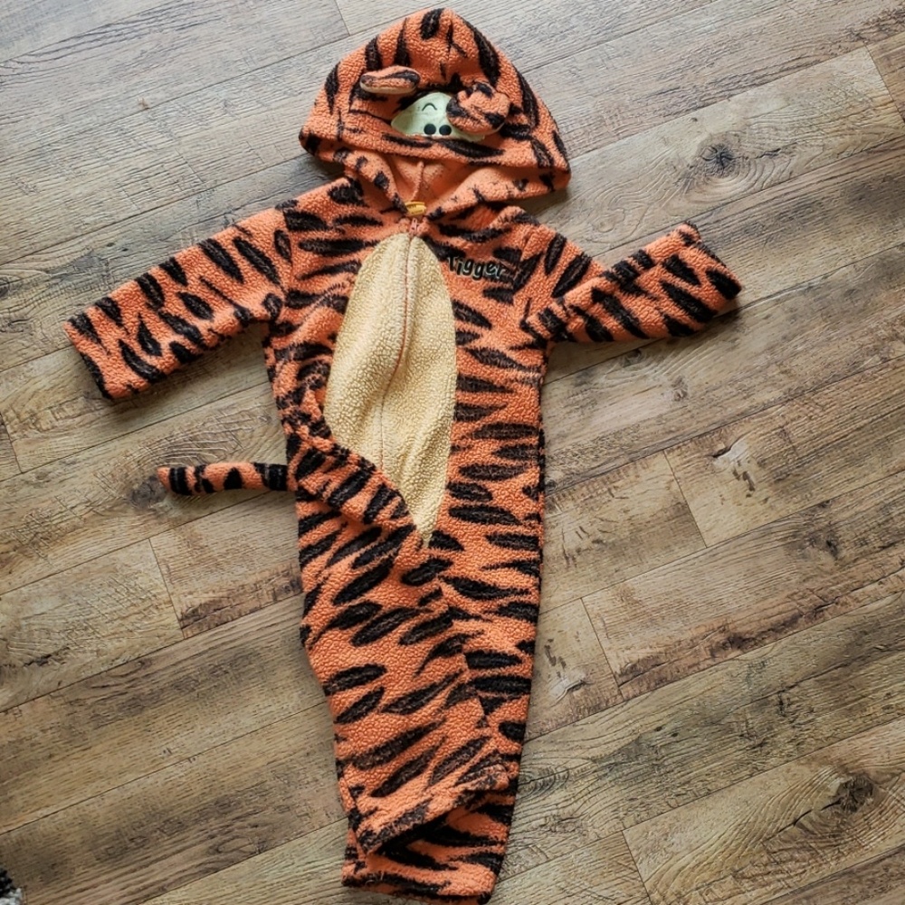 Tigger Suit